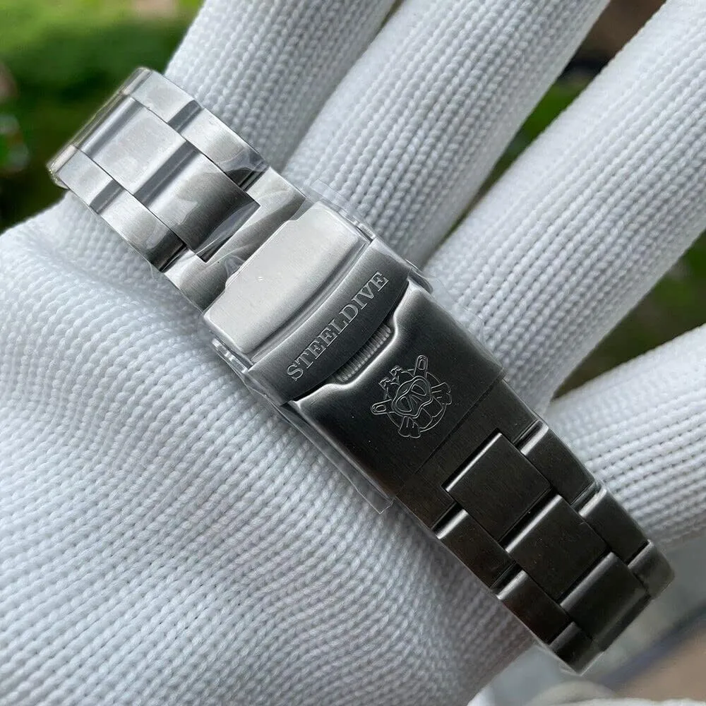 6105 Automatic Diver Watch coverage unit federalist NH35 Movement SD1970 Steeldive Captain Willard 