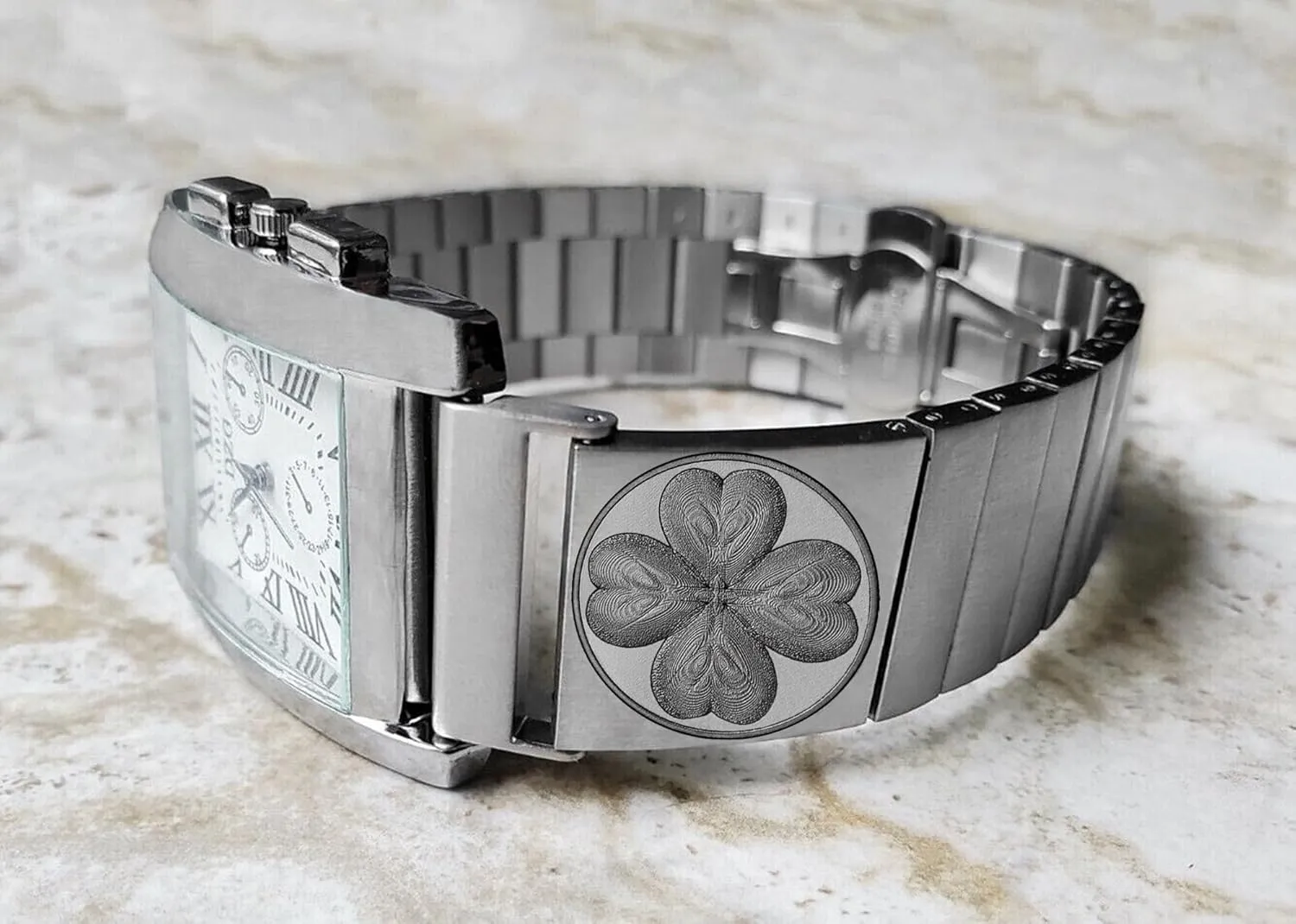 and Smartwatches Silver Stainless Steel Strap S-SR1 Four Leaf Clover Engraved abrupt Band for 22mm 24mm 25mm Width Lugs Traditional Luxury Casual Watches 