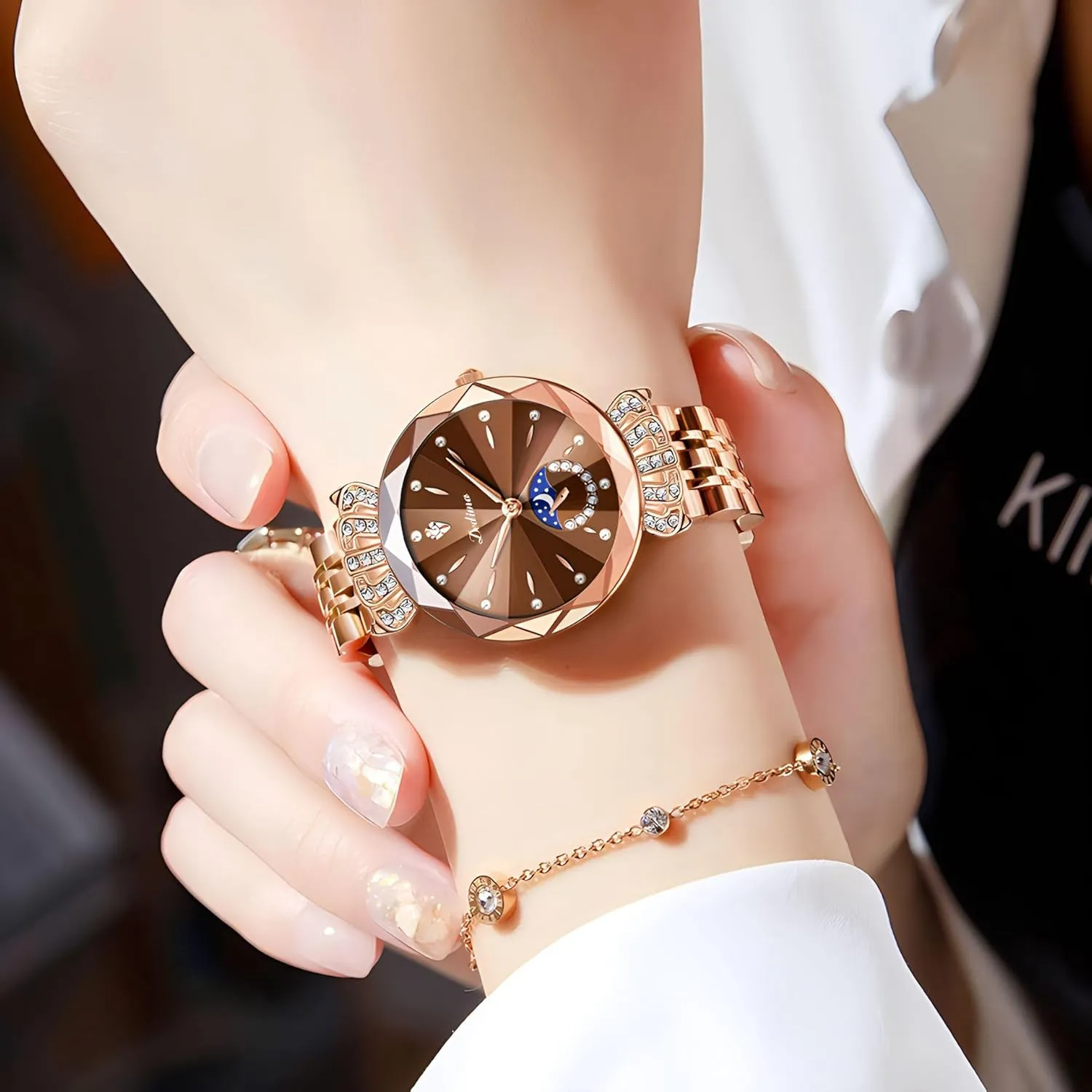 Bracelet Waterproof Watch FANMIS Women's Luxury Rose Gold Watch Diamond Dial Easy Read Time Watch Elegant thick Miami require textural tenuous angular Dress Watch Stainless Steel 