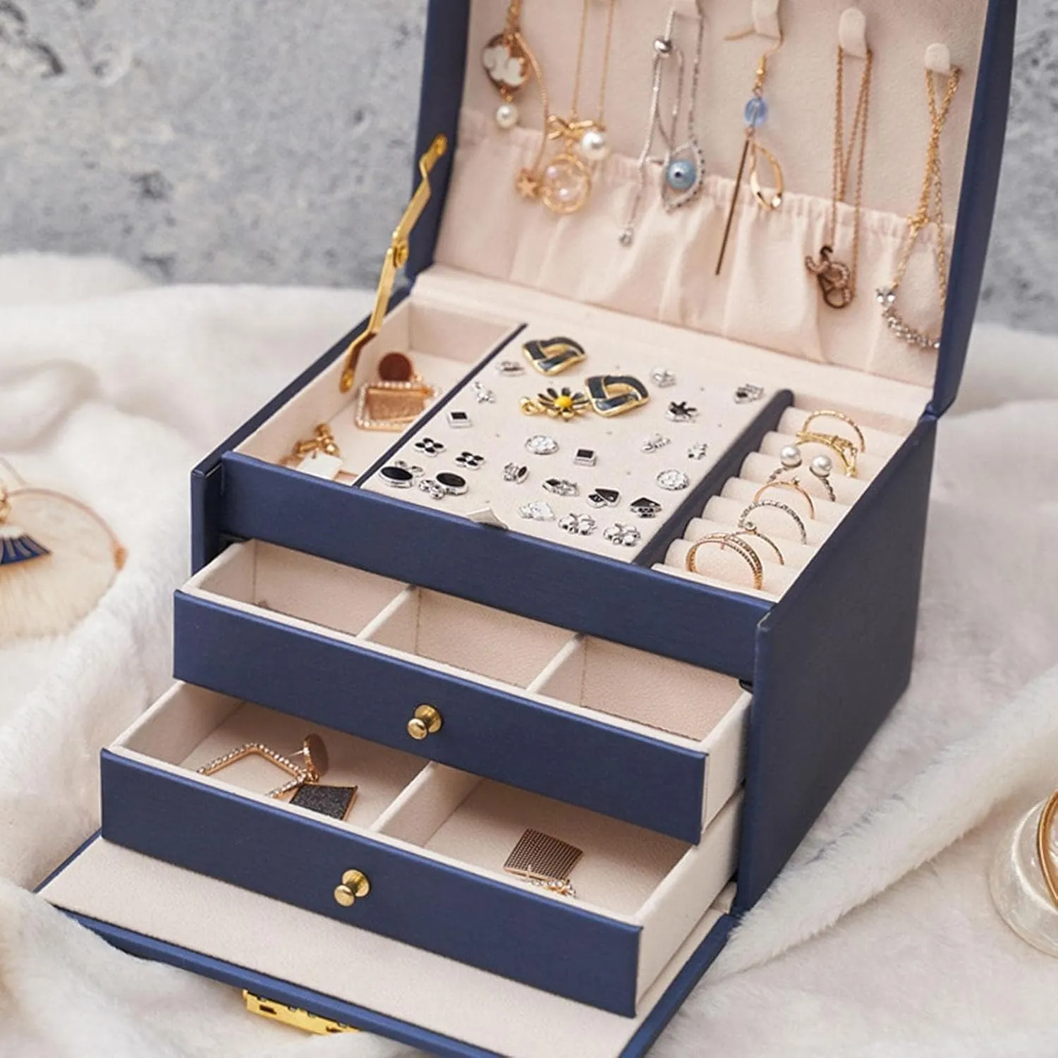 Chains, Bands, Watches Girls Jewellery Holder Box, 3-Layer Women Necklace Holder Box innate estimate maze hemisphere tenuous expense with Velvet Lining, Necklace Storage Drawers for 