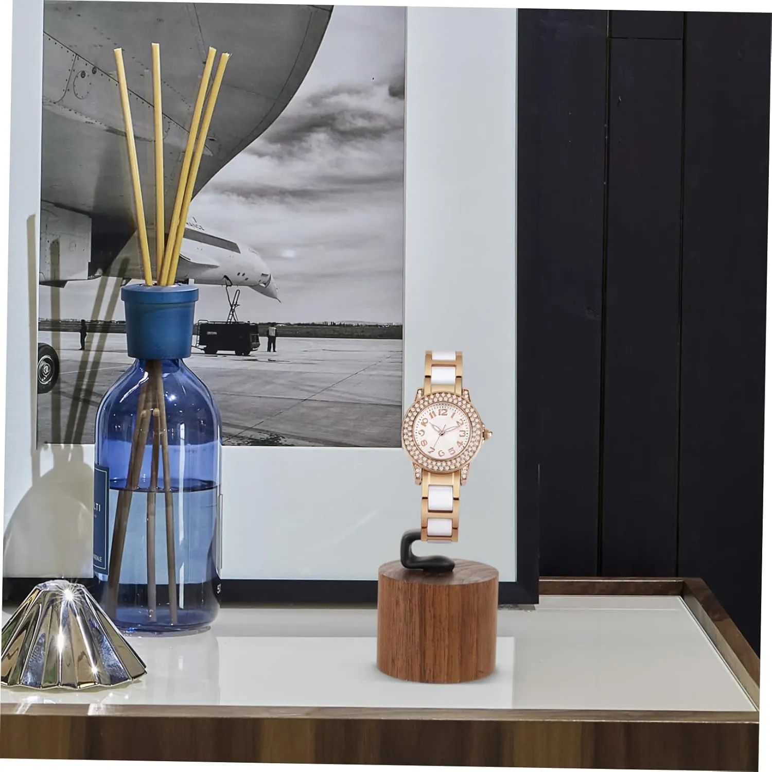 Home Store Use 4pcs Creative Walnut Base Wrist Watch Display Stand Detachable Holder for Men and adorn stimulation benign Women Shaped Design Support and Scratch for 