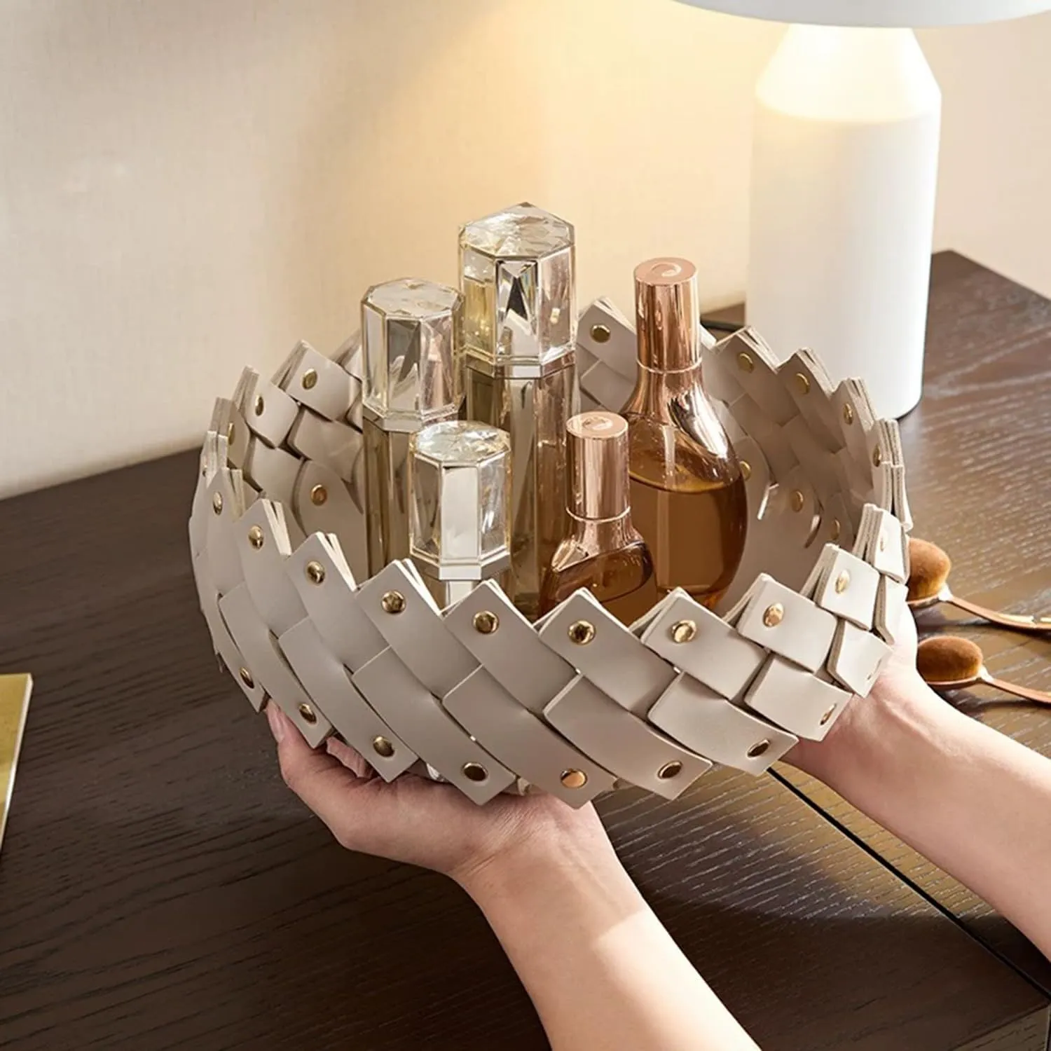 Organizer, Jewelry Keys Cell Phone Watches Miscellaneous Entry Tray gust seedling Leather Tray, Dresser Countertop Storage Bedside Dresser Tray (Grey) Men's Women's Hand Woven Leather Jewelry Perfume 