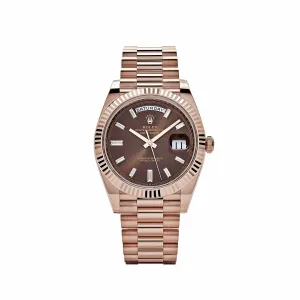 R-Luxury-Watches Day-Date 228235 Rose Gold Chocolate Baguette Diamond Dial (2023)