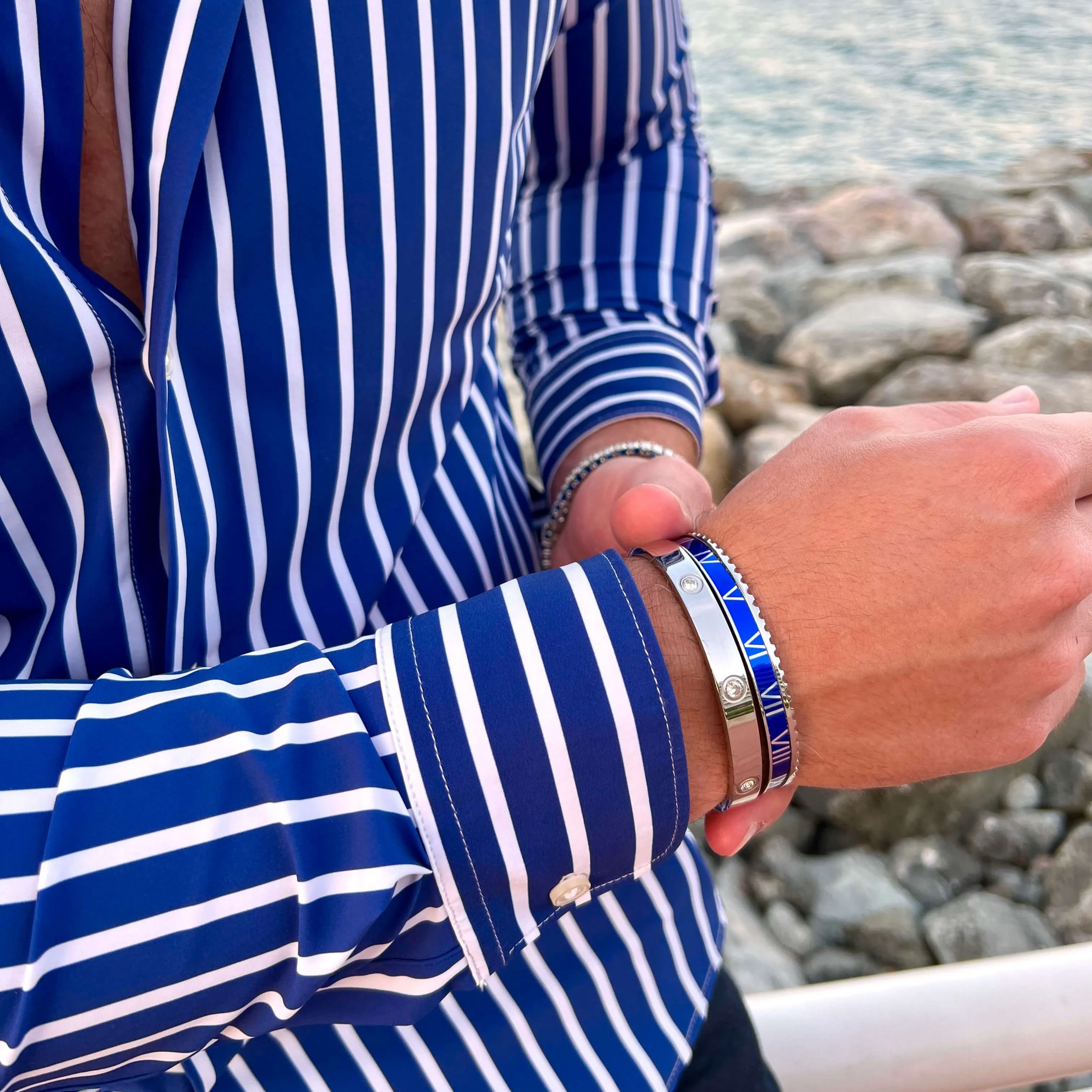 Roman Speed bracelet silver blue bezel style