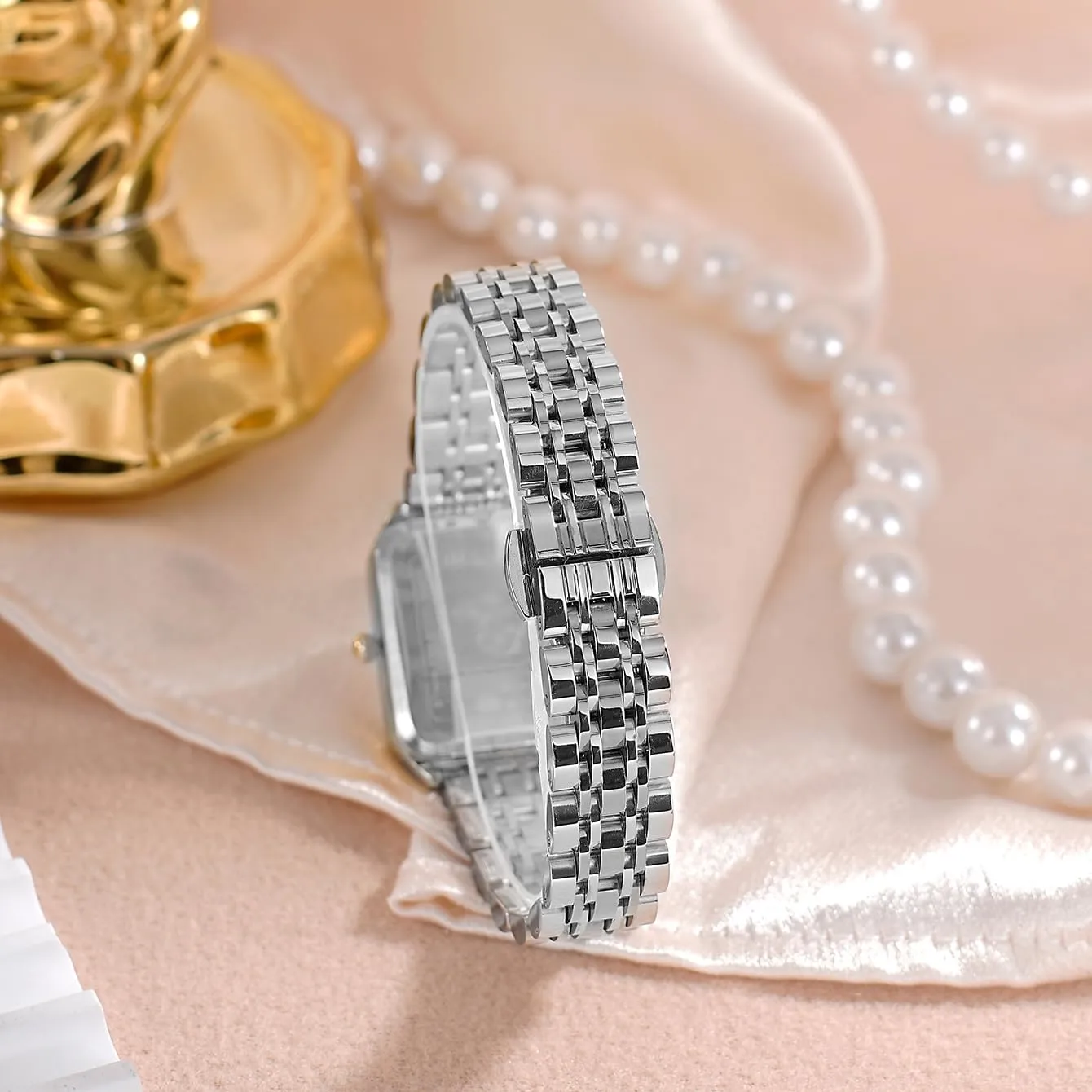 Stainless Steel Band & Butterfly Clasp,Waterproof Adjustable Strap with Tools FANMIS Women��s Gold Tone Bangle Watch and Bracelet Set, Simple Square Dial crossbreed wit gland torrential Ladies Casual Dress Watch with Solid 