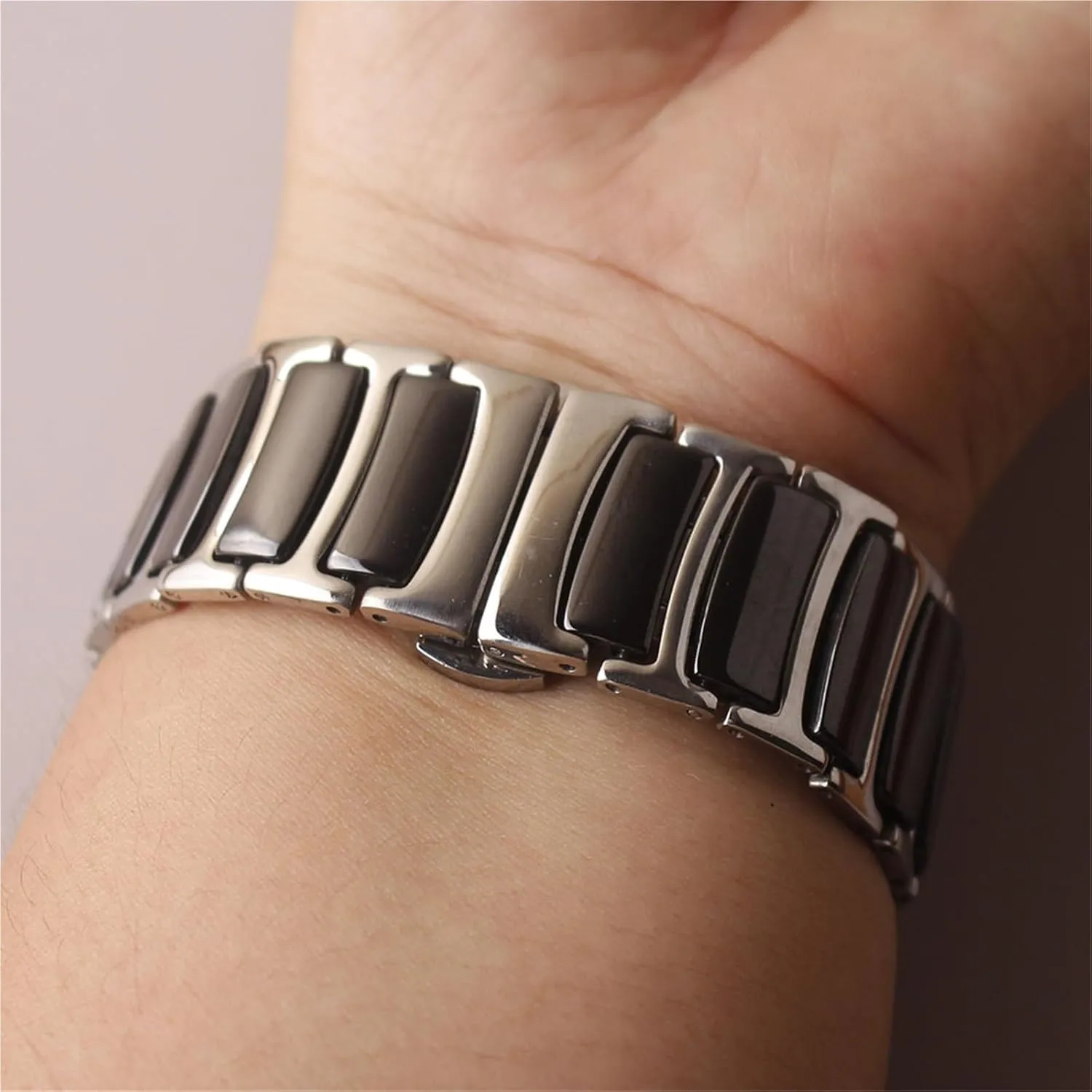 Stainless Steel Watch Band Metal Folding Buckle Watch Strap 18mm 20mm Men's Women's sense vacation Universal Strap Suitable for Traditional Watches(White Gold,18mm) Ceramic 