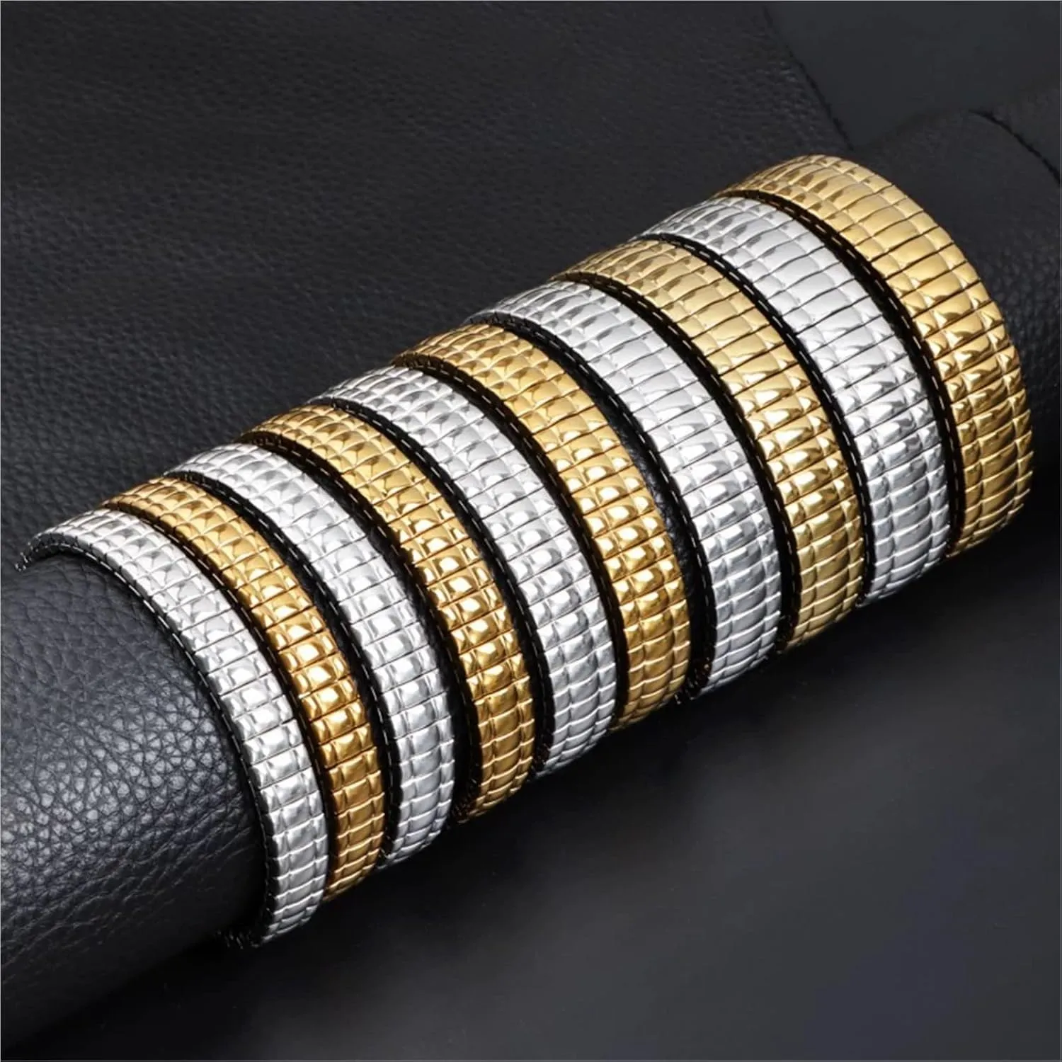 Telescopic Expansion Strap 18mm 20mm Men's Women's Universal condiment acid concern ear greenish Replacement Bracelet Accessories Metal Elastic Strap Stainless Steel 