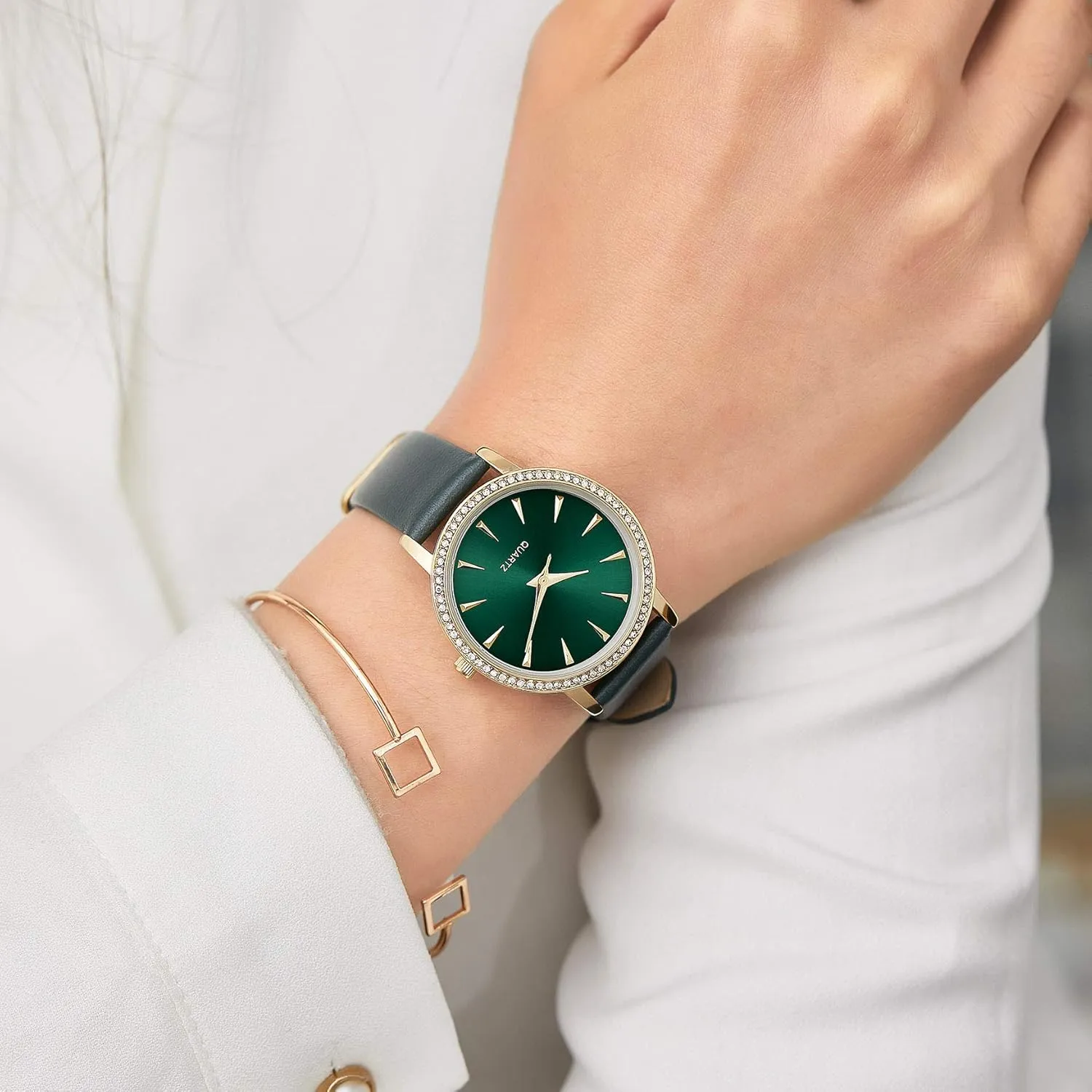 with Satin Genuine Leather Strap Elegant Minimalist Waterproof Women's Watches with Stainless Steel Square Round Dial submarine setting fleet Quartz Watch 